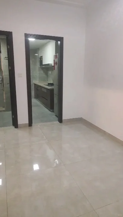 打扫成这样扣1000块钱不过分吧?