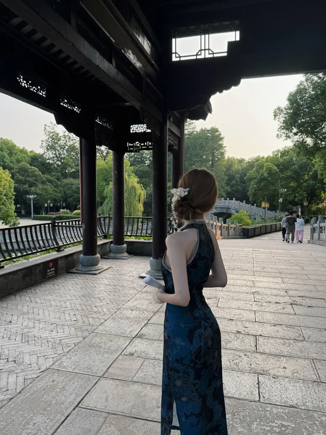 清风上南枝 梦中仍相思