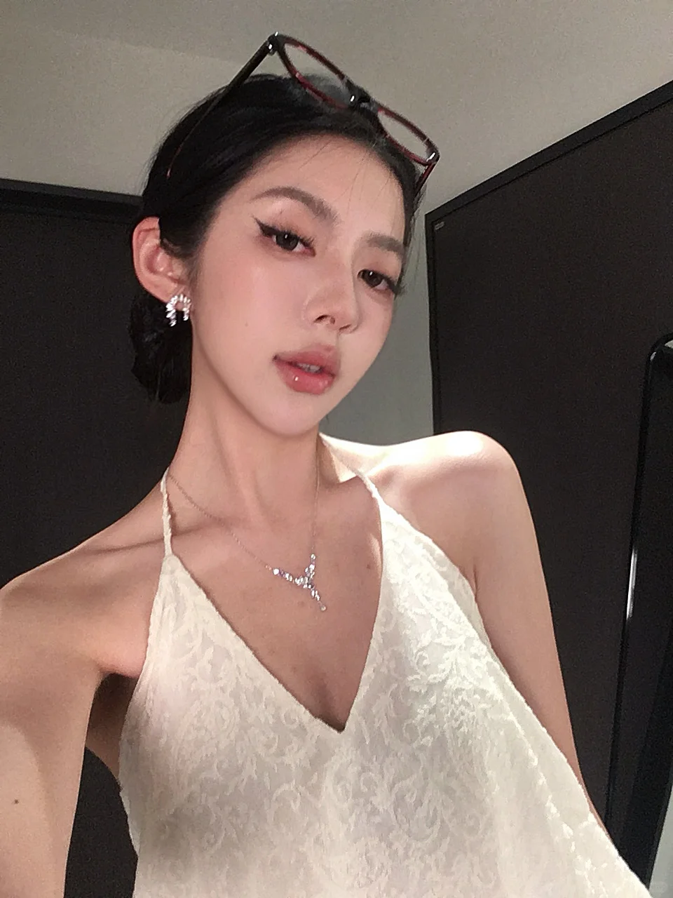 美人微嗔吗