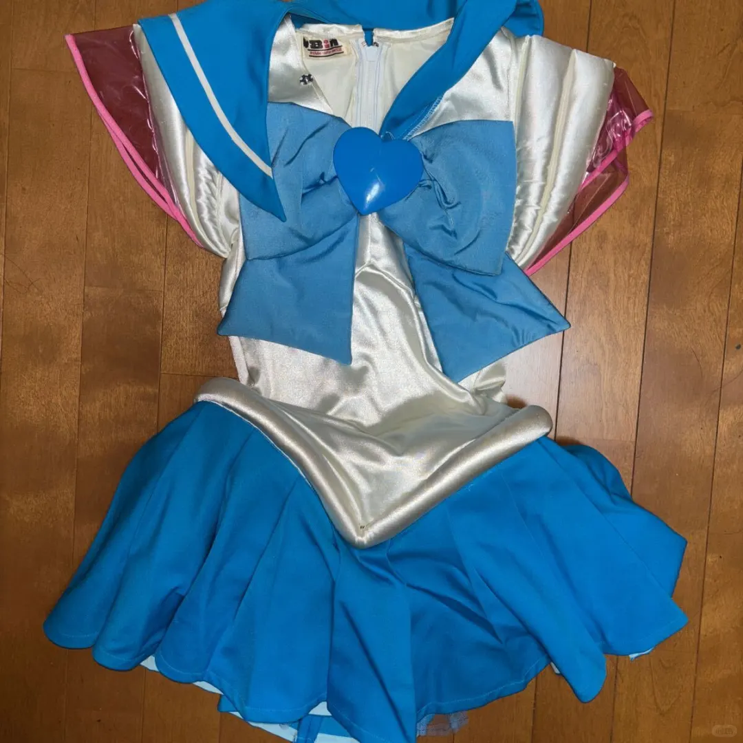 脑袋一热入手当年官方人偶剧超级水星战斗服