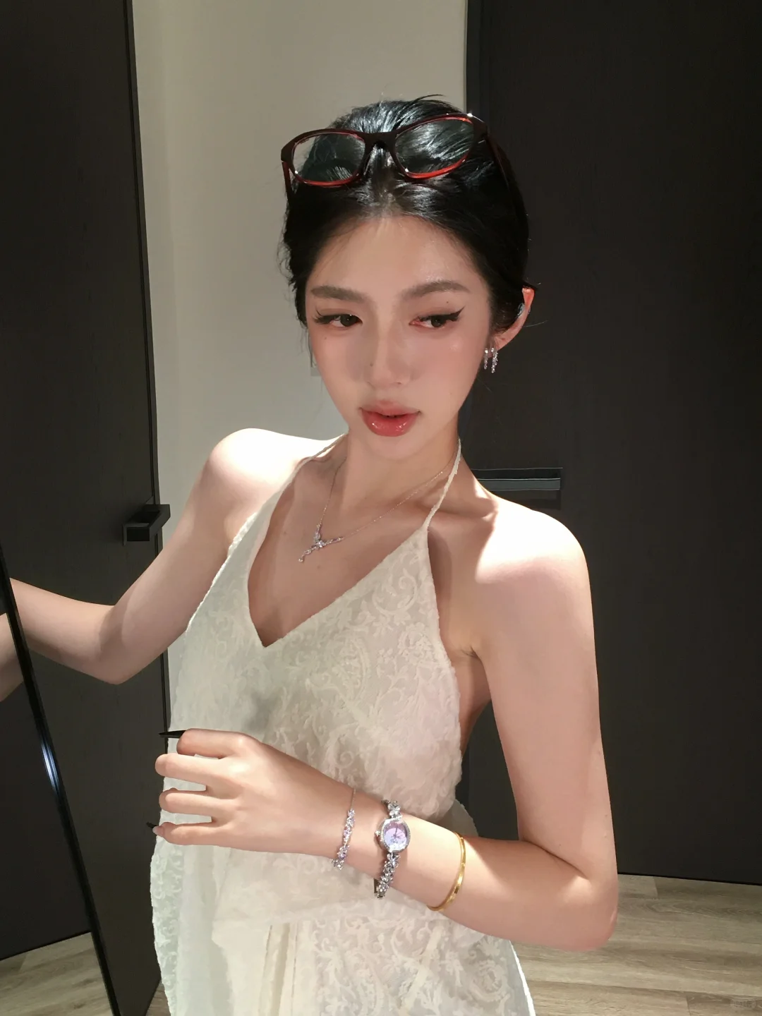 美人微嗔吗