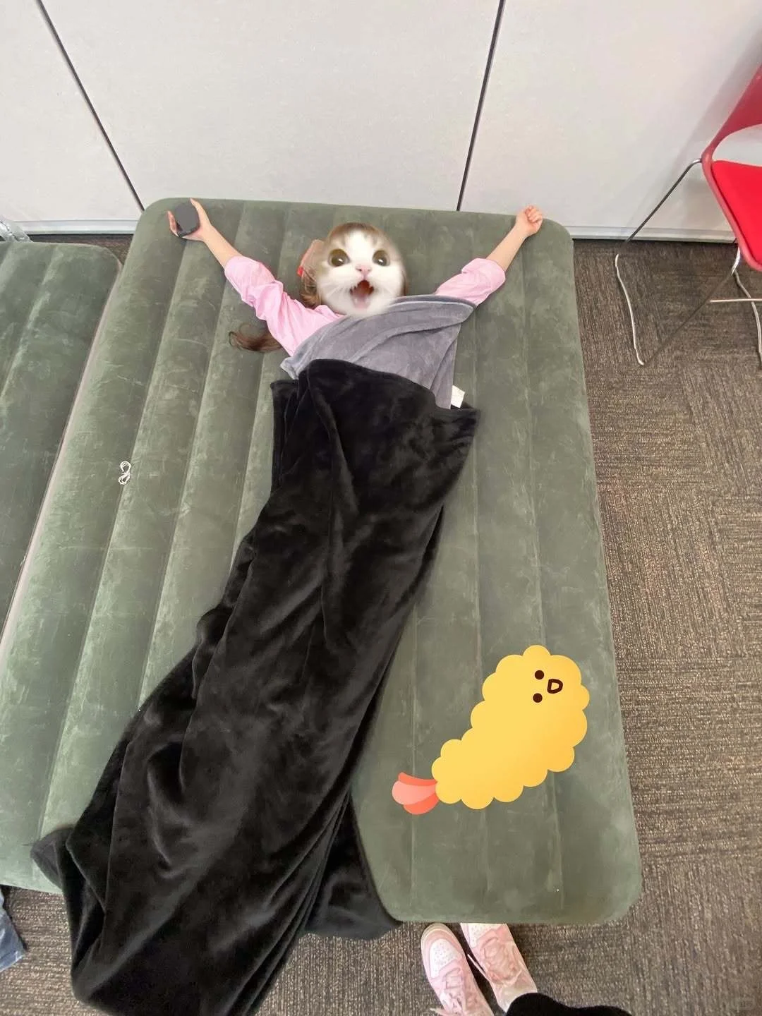 加长眼线后魅惑撩人的liz