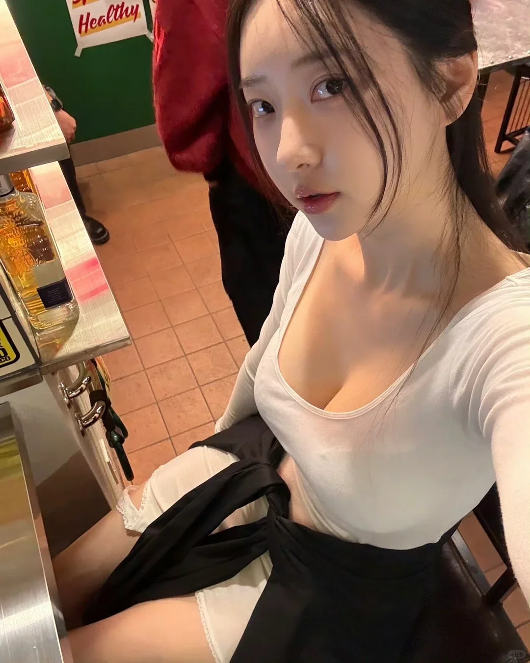 👀火辣身材、性感女神、美食，谁能拒绝？