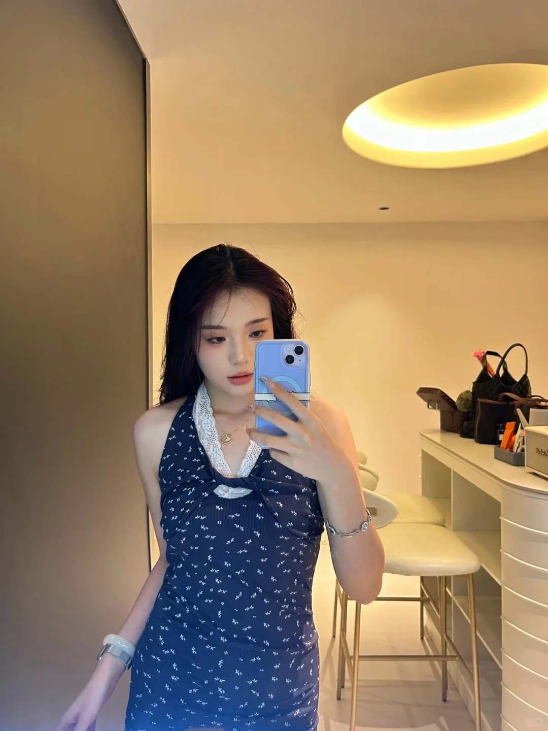 勾引女人的事，我顺手就做了