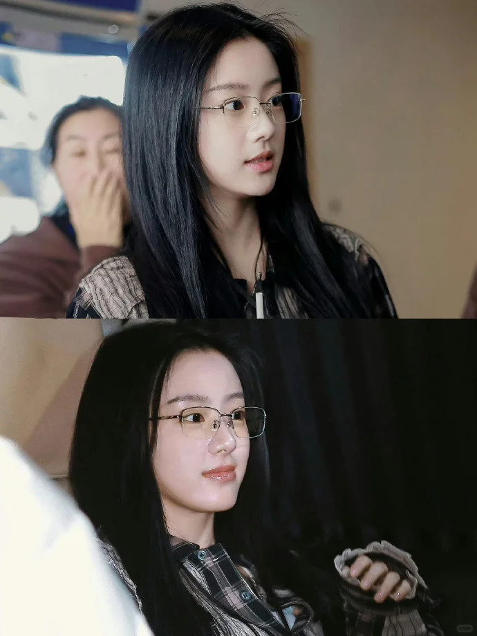 她是清冷的冰山美人啊！❄️