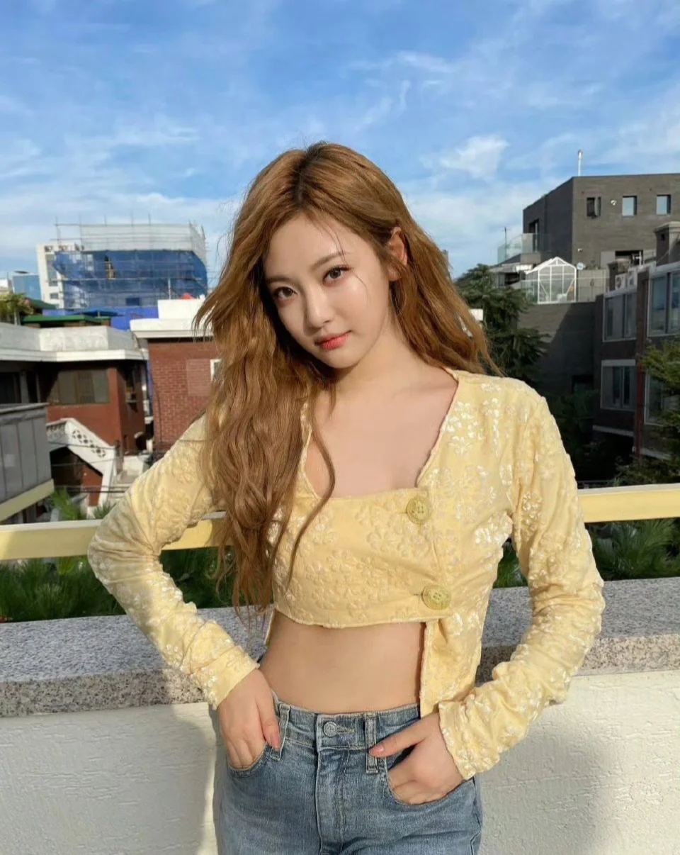 耳高于眉的东方美人🥀