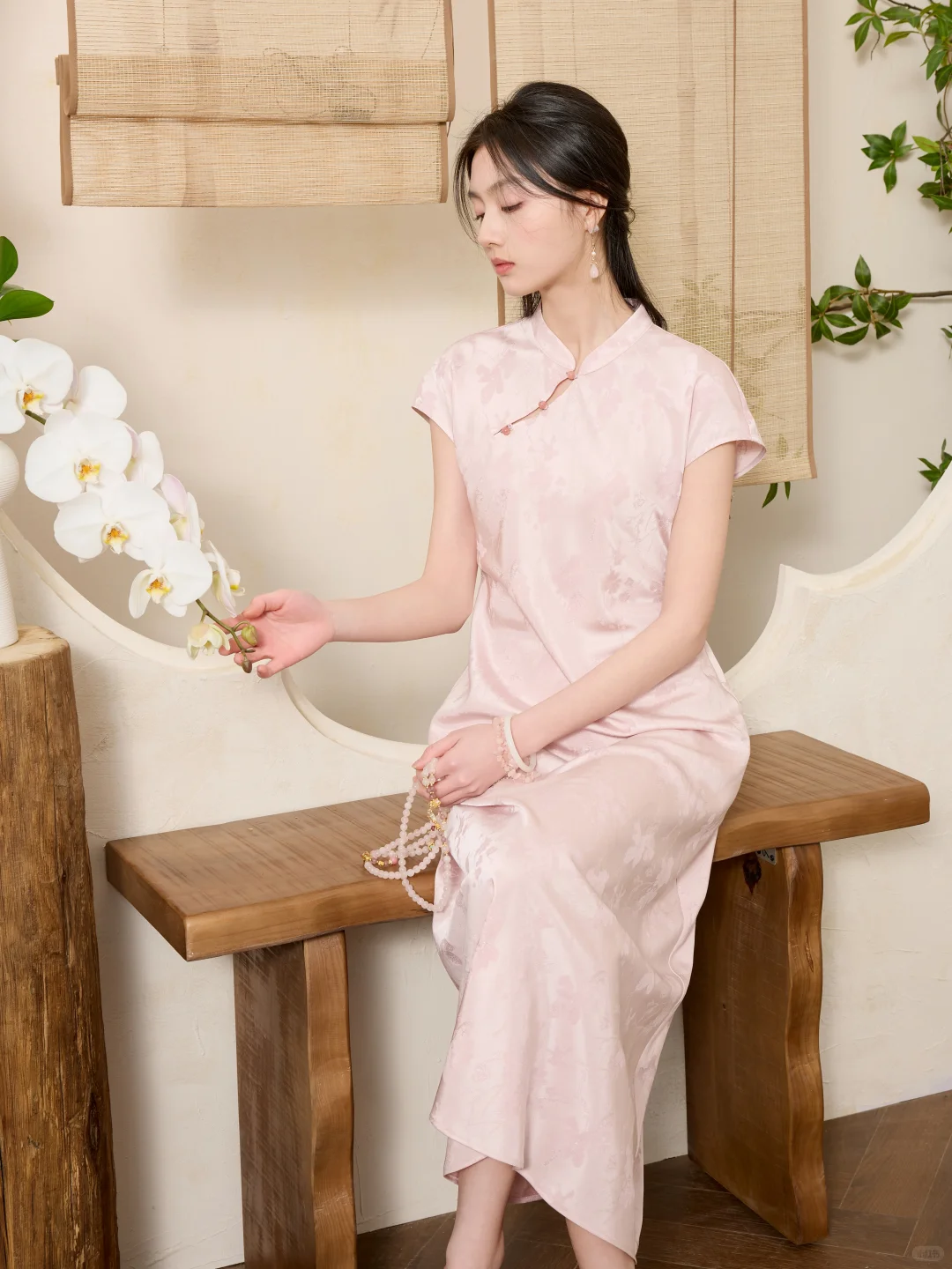 王楚然｜暗香盈袖旗袍🌸这一秒过火！！