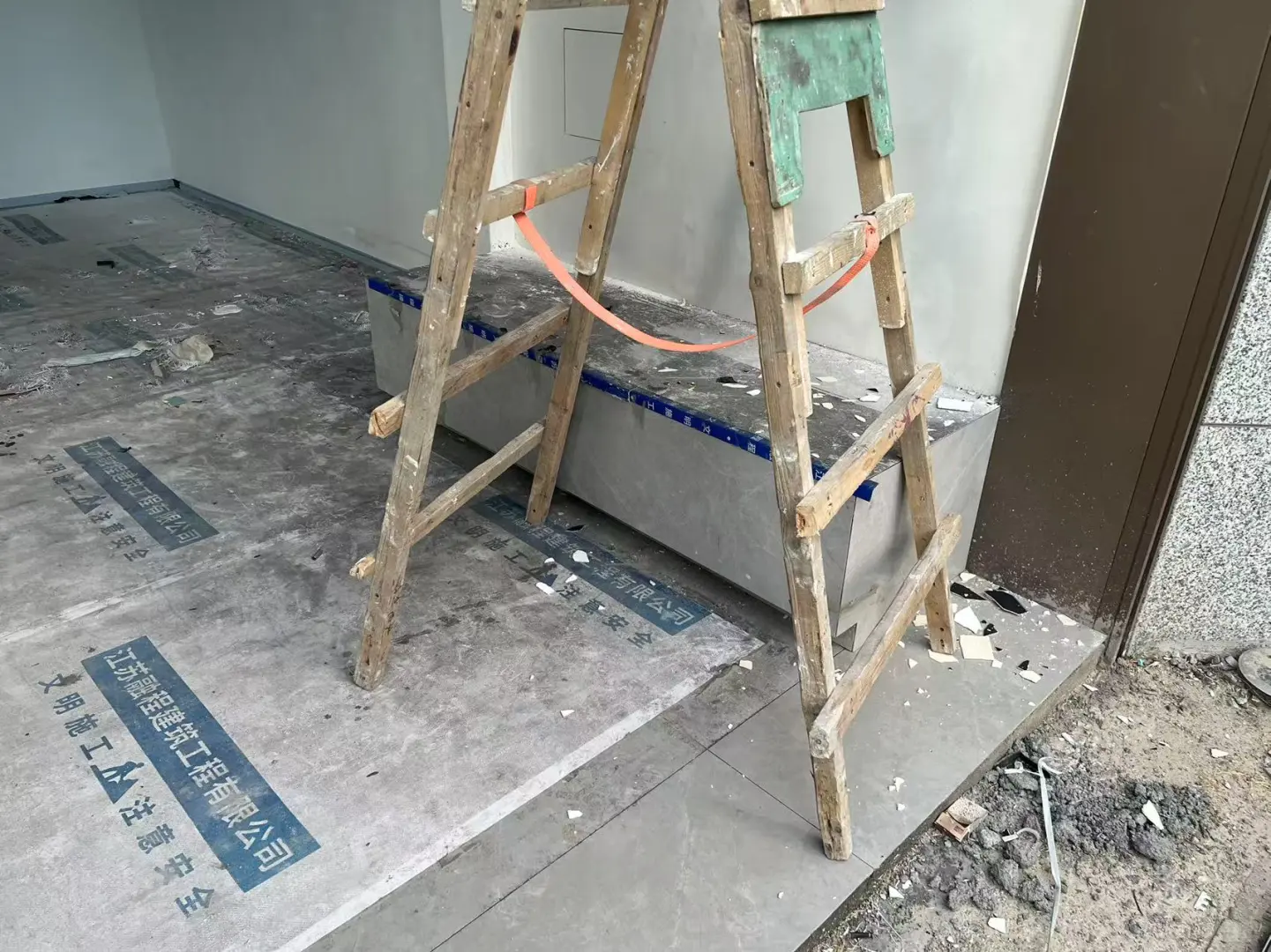 大华开发商，架空层效果图还要拖到什么时候