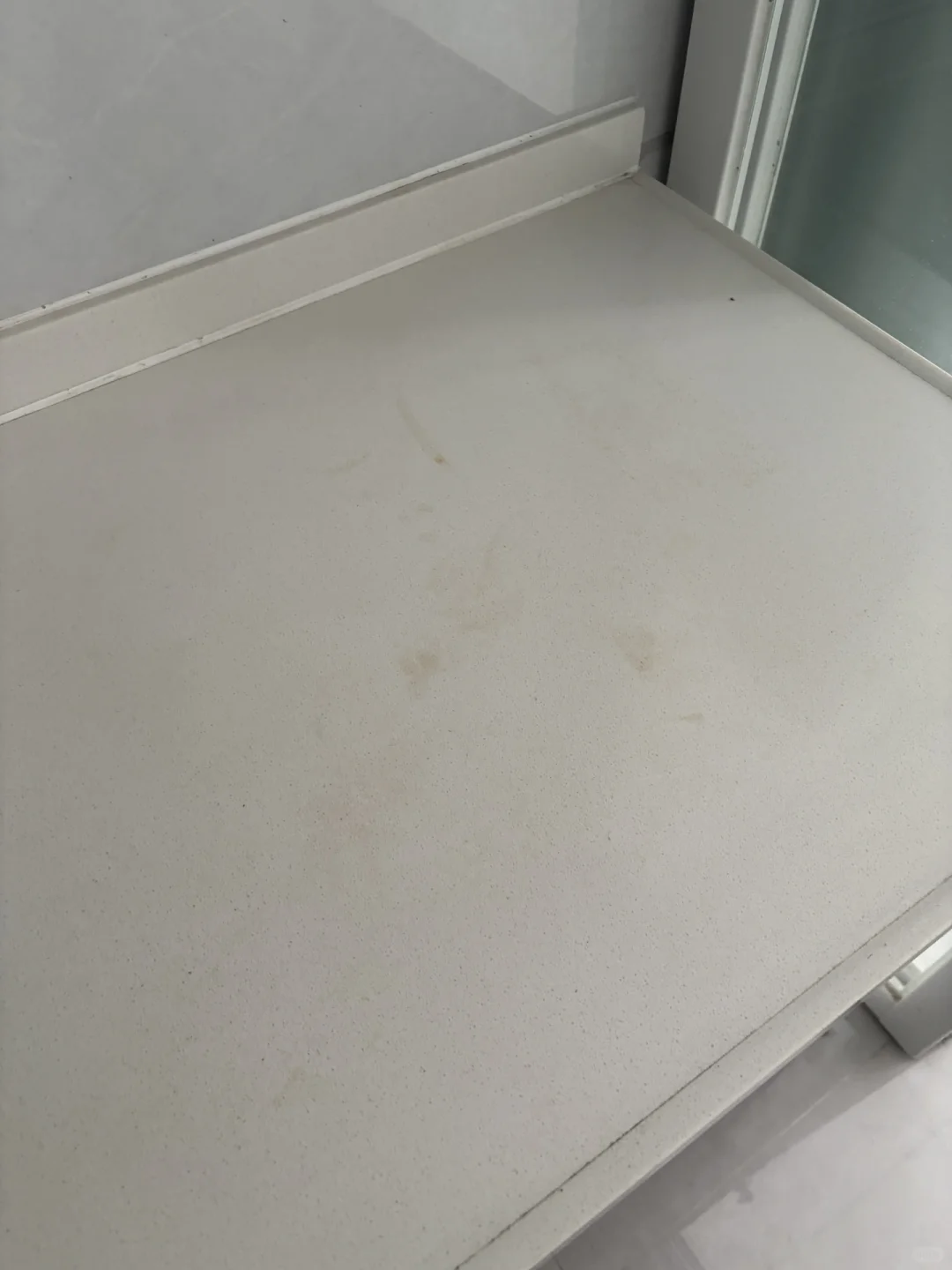 新房出租一年，这算自然损耗吗？