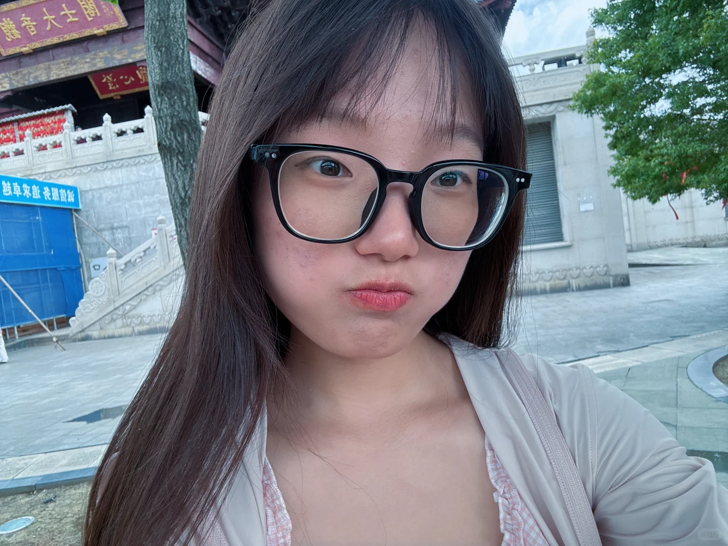 给自己拍头像
