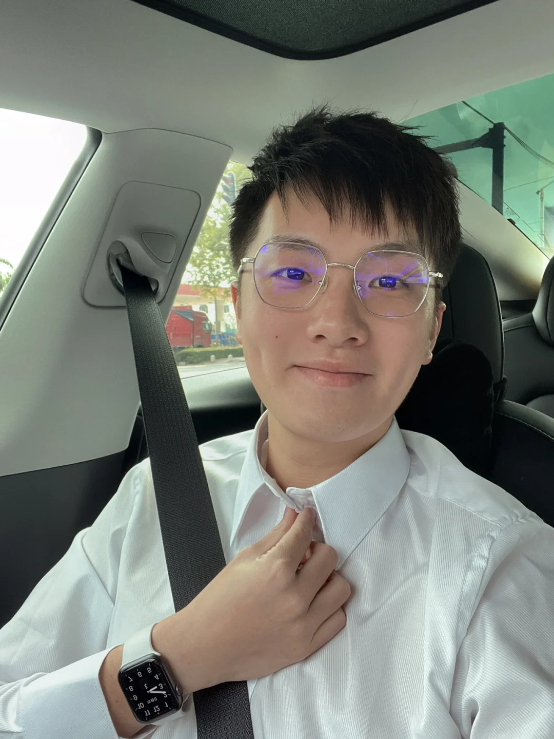 入职两个小时 被开除呜呜呜