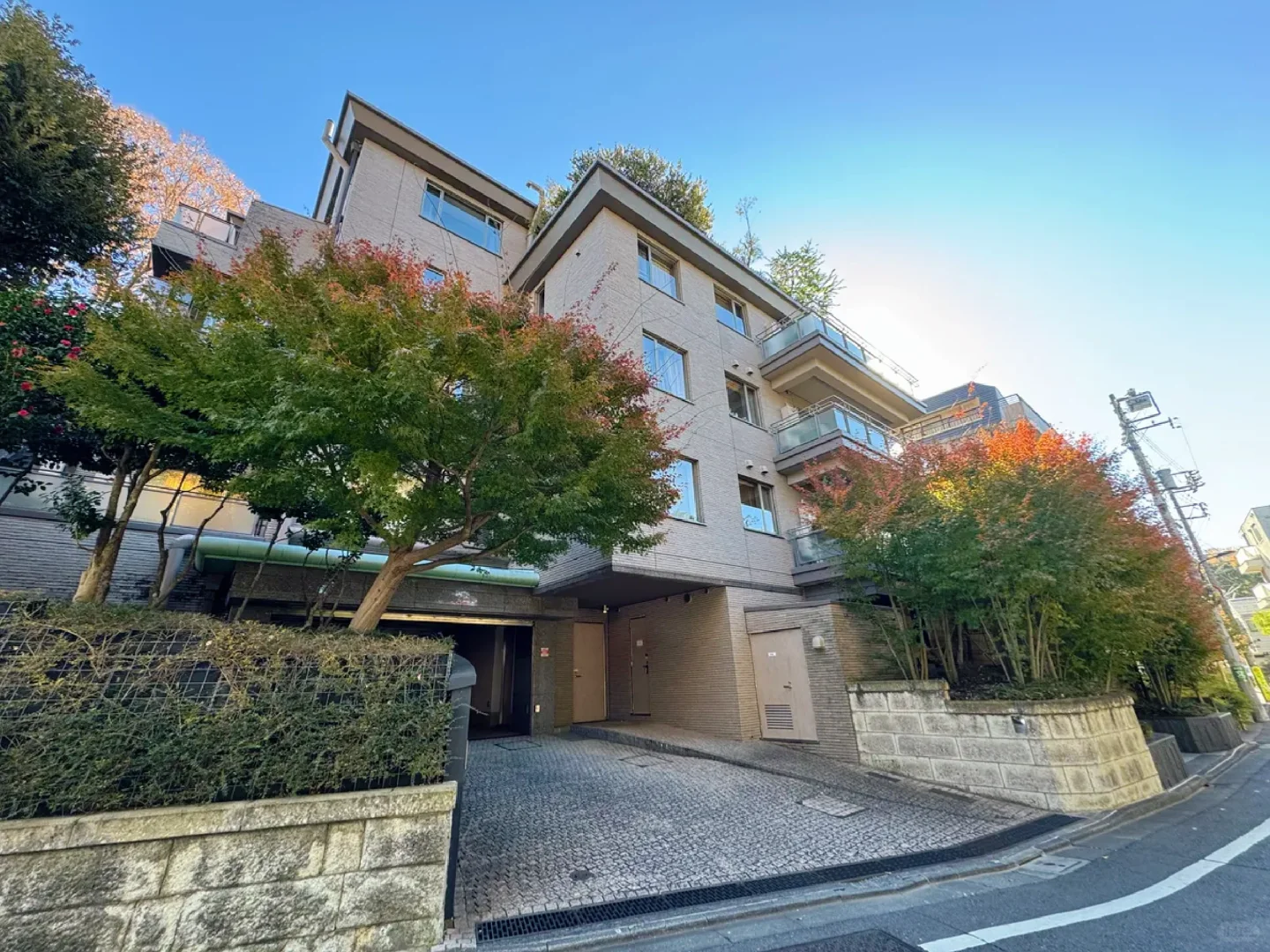 谁懂啊！在东京公园旁拥有了一整栋公寓🏡