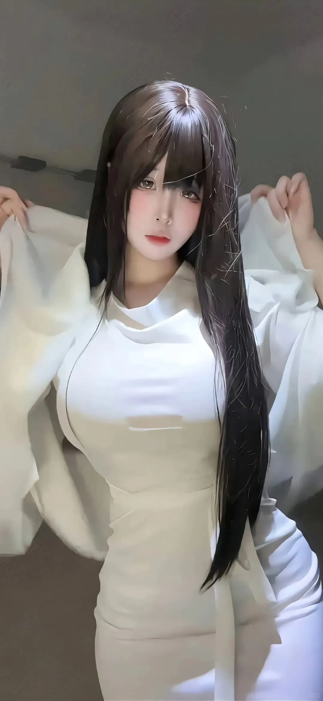 最近很火的幽灵娘cos天花板壁纸