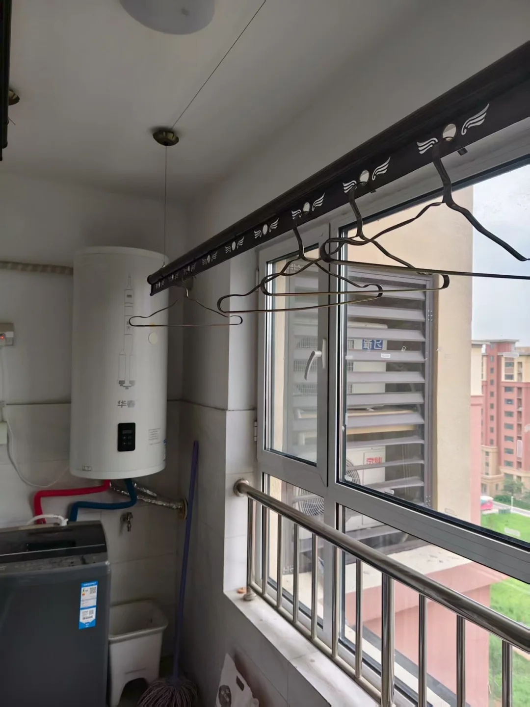 章丘区房屋出租，2室2厅1卫，每月600元。