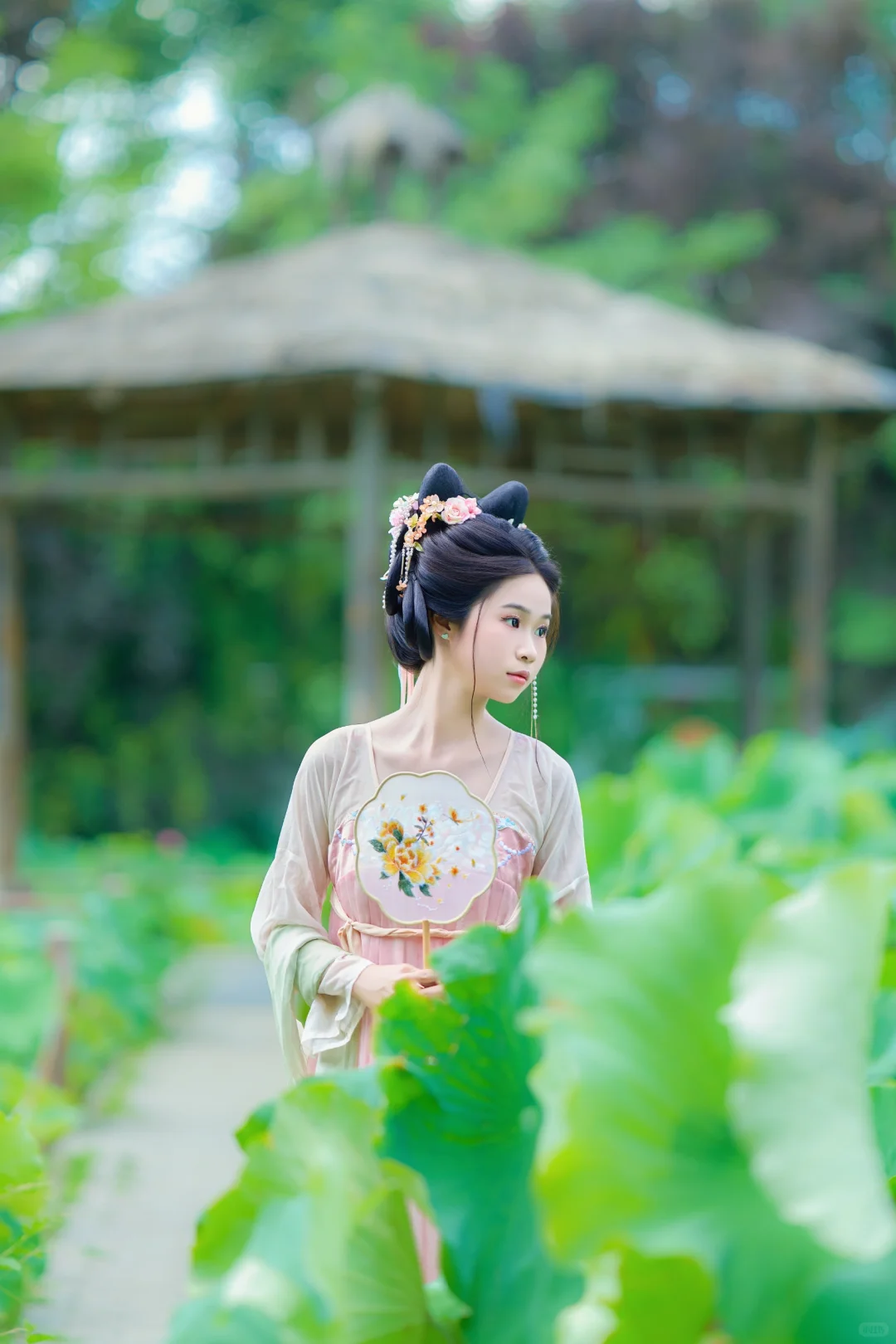 我见青山多妩媚 感君如山才可