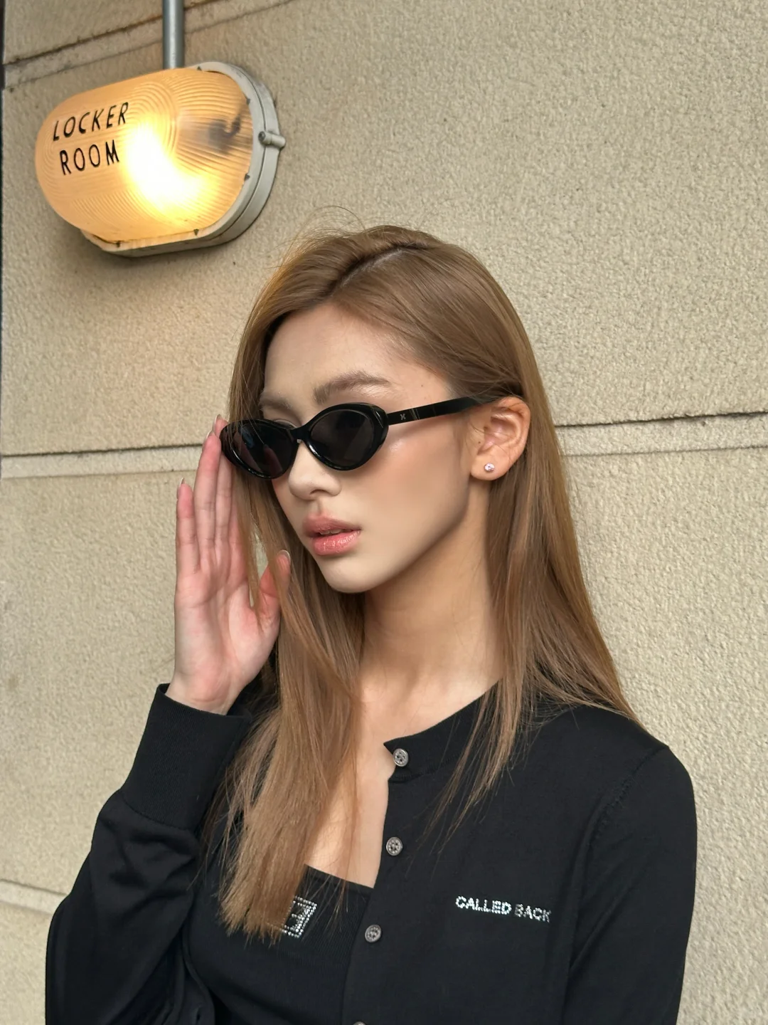 眼角的痣有种魅惑感