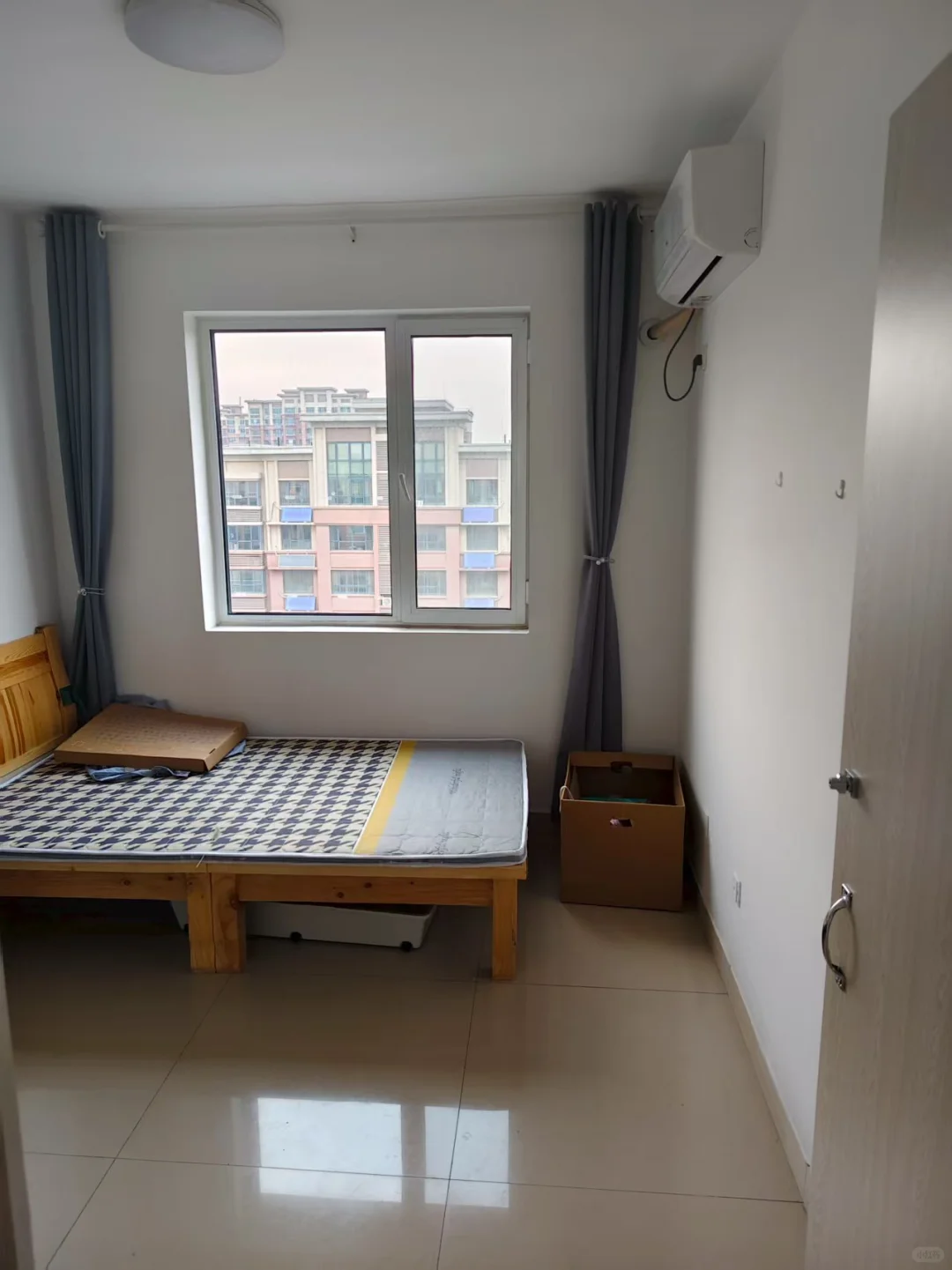 章丘区房屋出租，2室2厅1卫，每月600元。