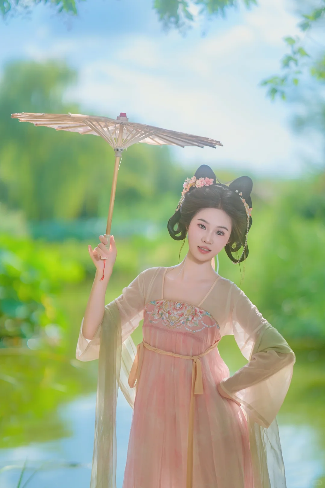 我见青山多妩媚 感君如山才可