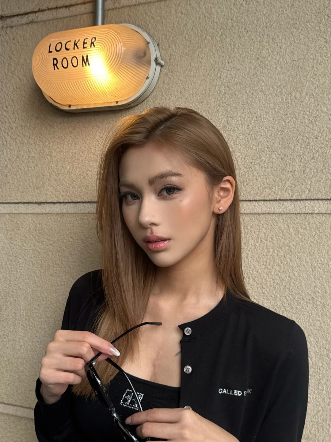 眼角的痣有种魅惑感