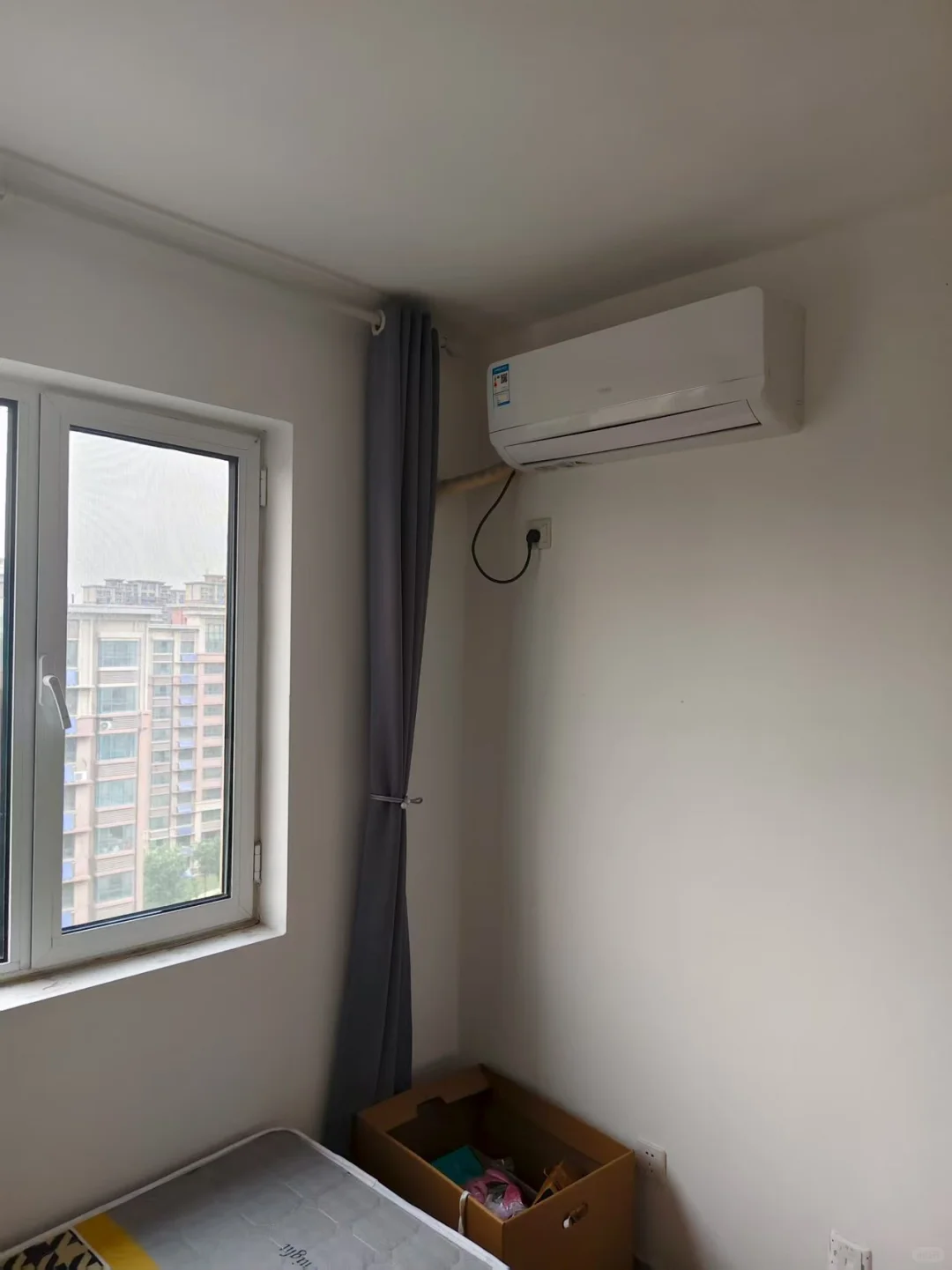 章丘区房屋出租，2室2厅1卫，每月600元。