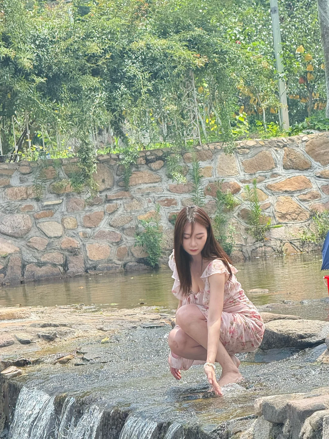 一半明媚 一半妩媚💗