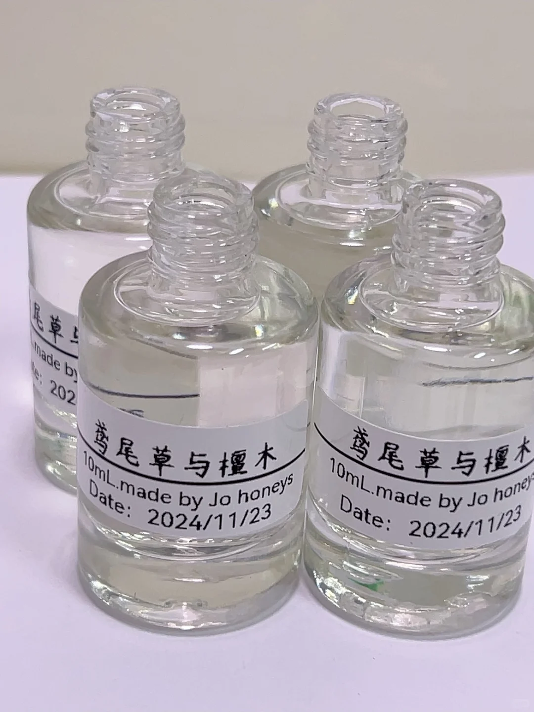 鸢尾草与檀木/灵魂深处的低语/魅惑带着清高