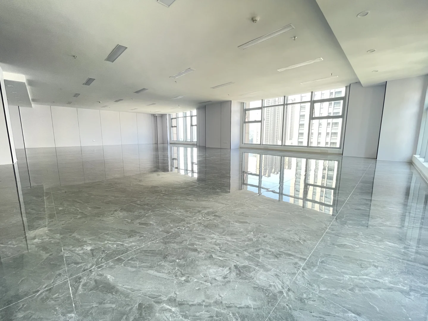 地铁口稀缺复式LOFT办公资产！告别公摊“刺客