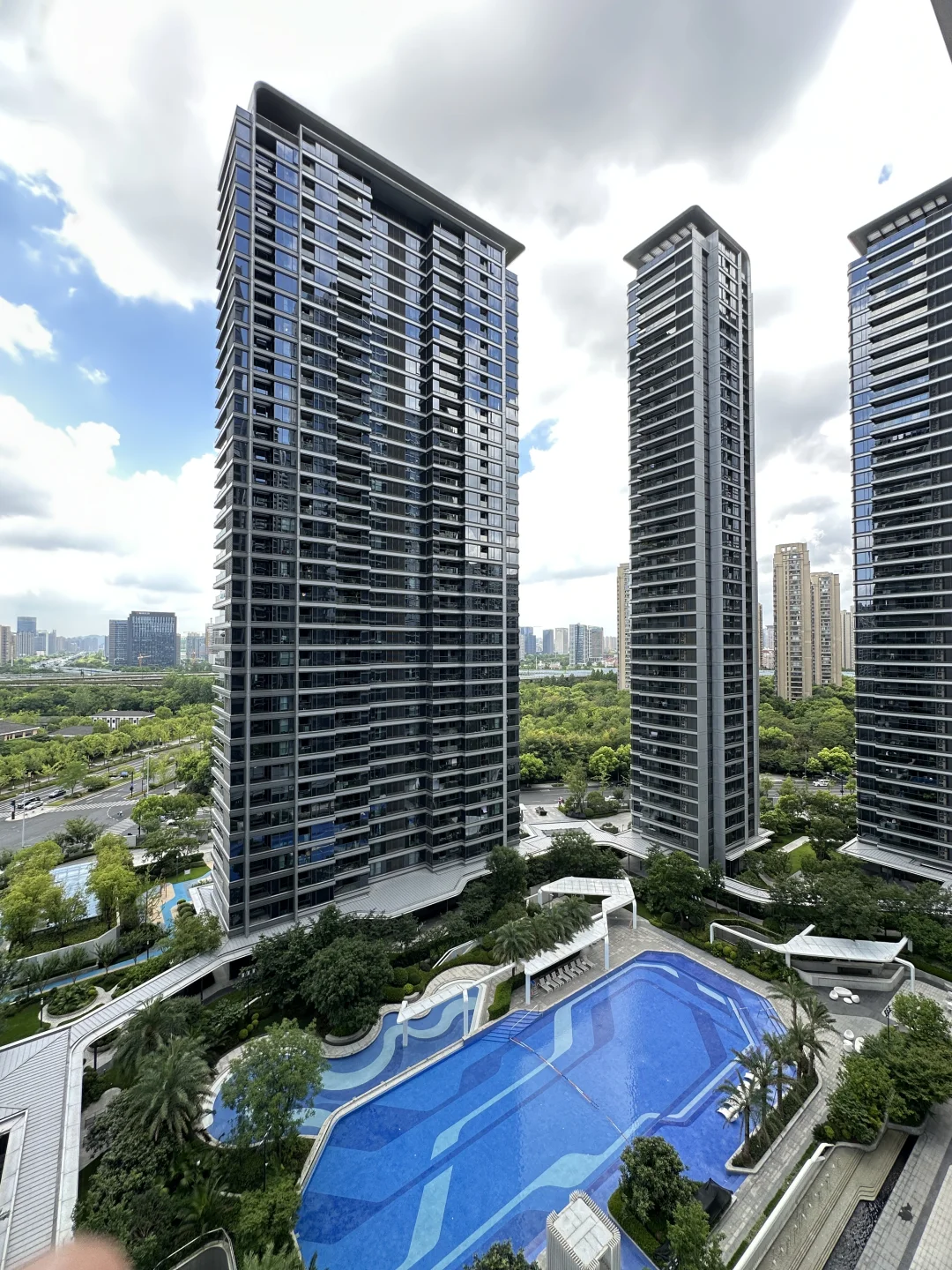 奥体芯豪宅，杭州壹号院，看奥体看河景