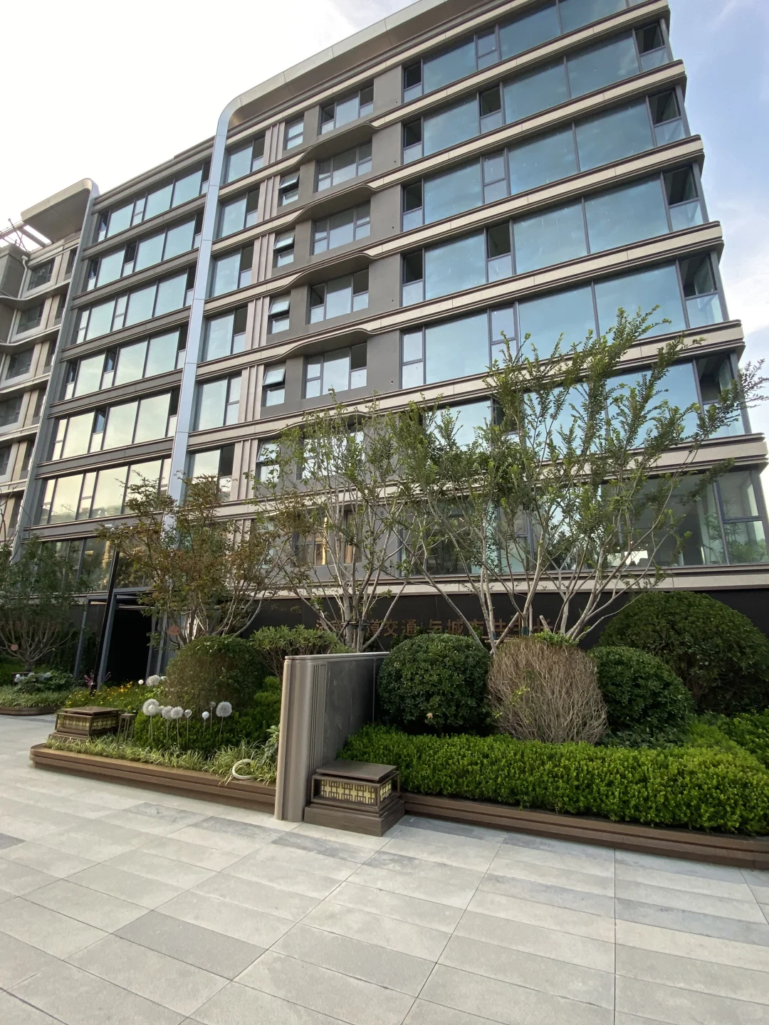 济南东7层洋房 原230万 现183万150平大四居