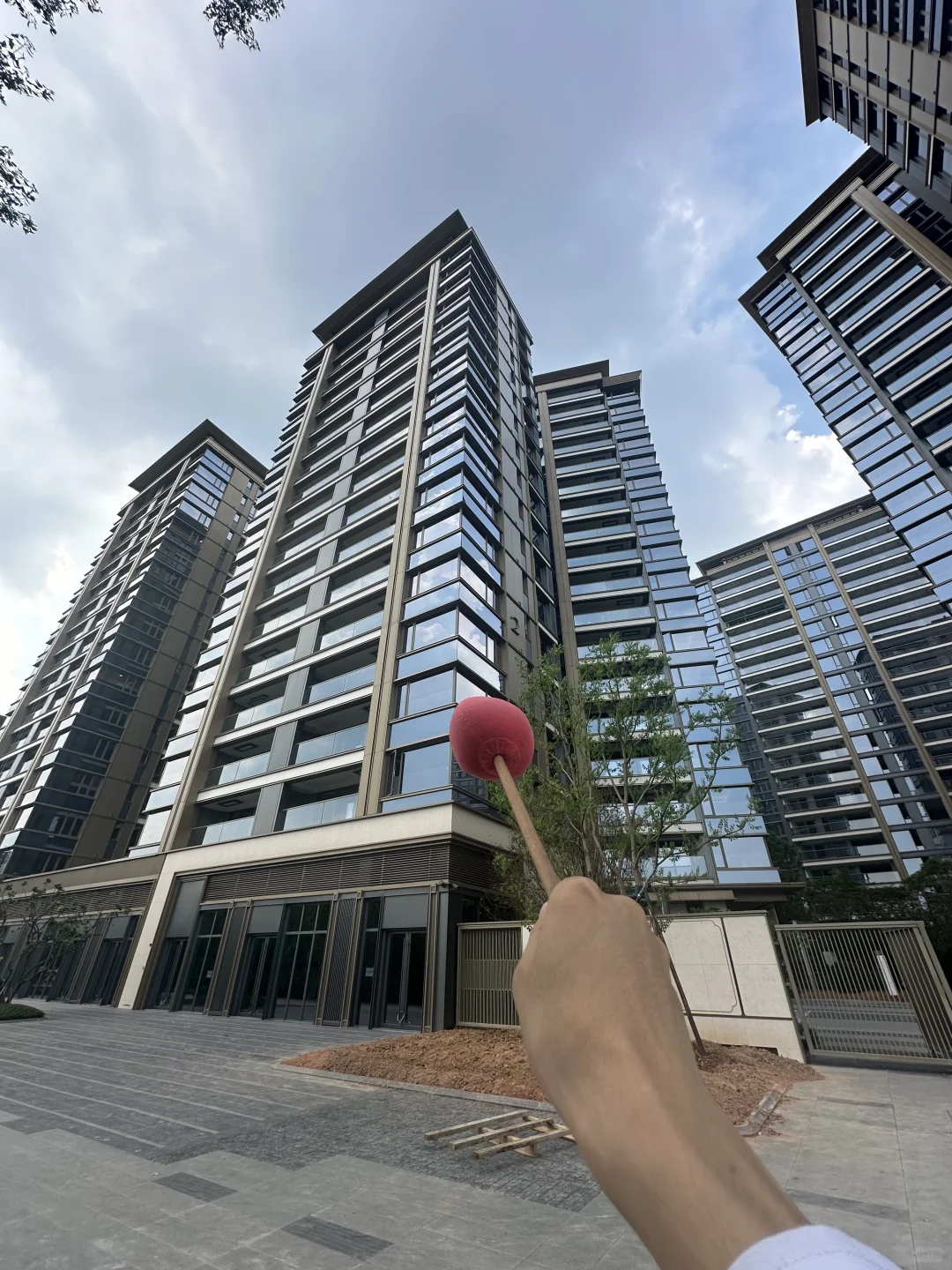 买公寓好还是住宅好呢？