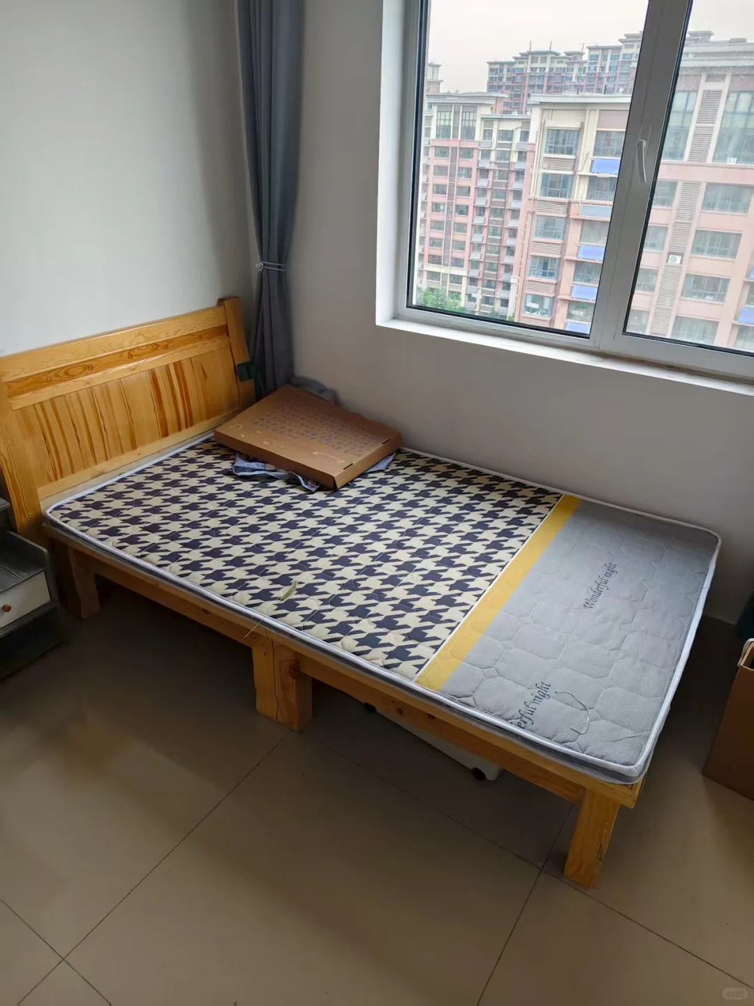 章丘区房屋出租，2室2厅1卫，每月600元。