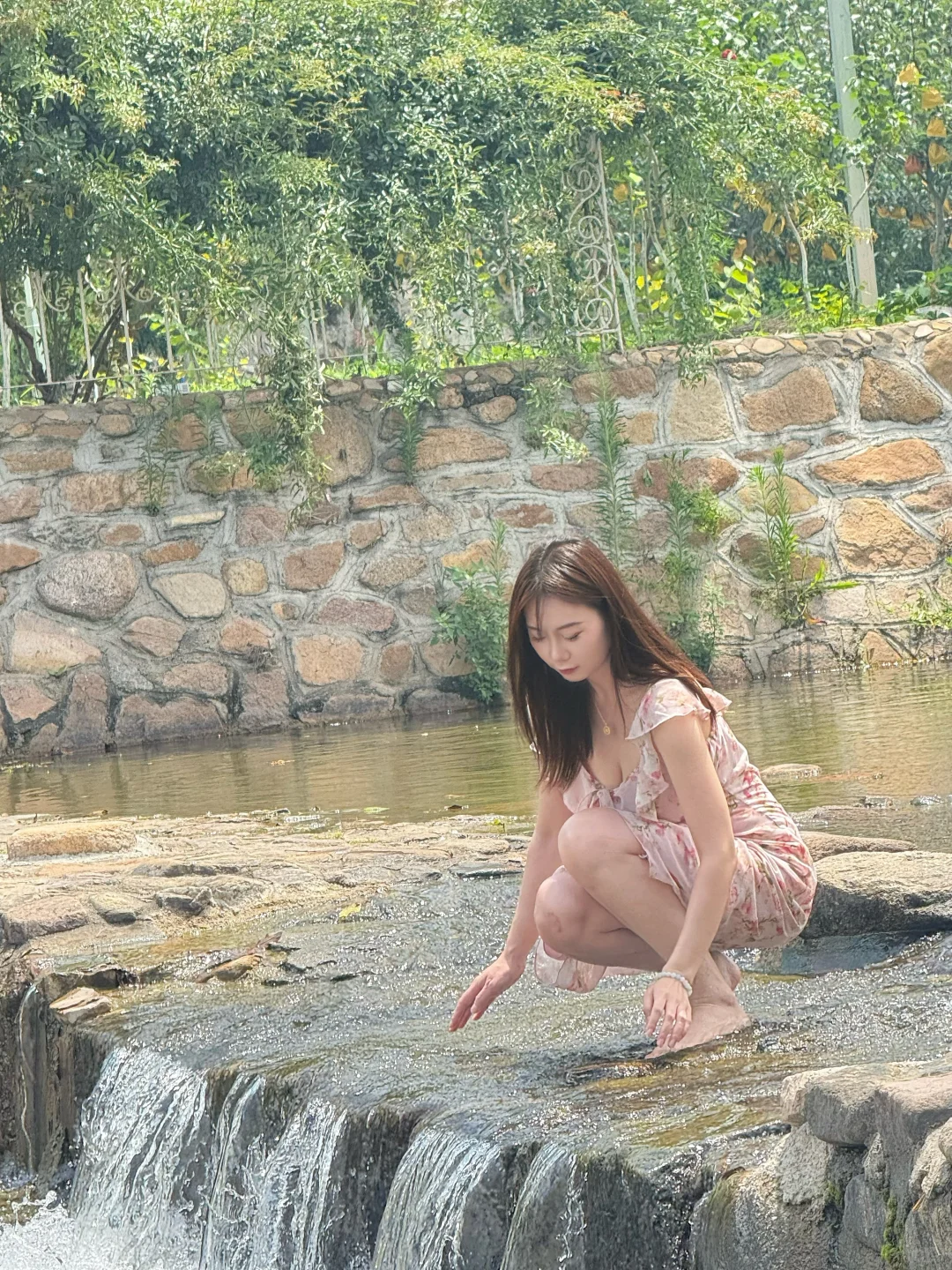 一半明媚 一半妩媚💗