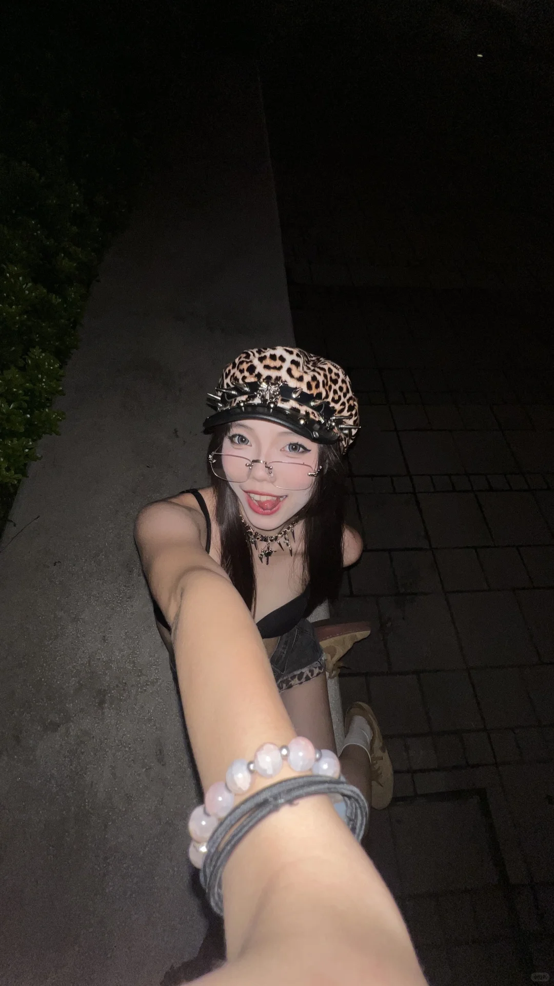 辣妹都给我去学这个姿势🐆