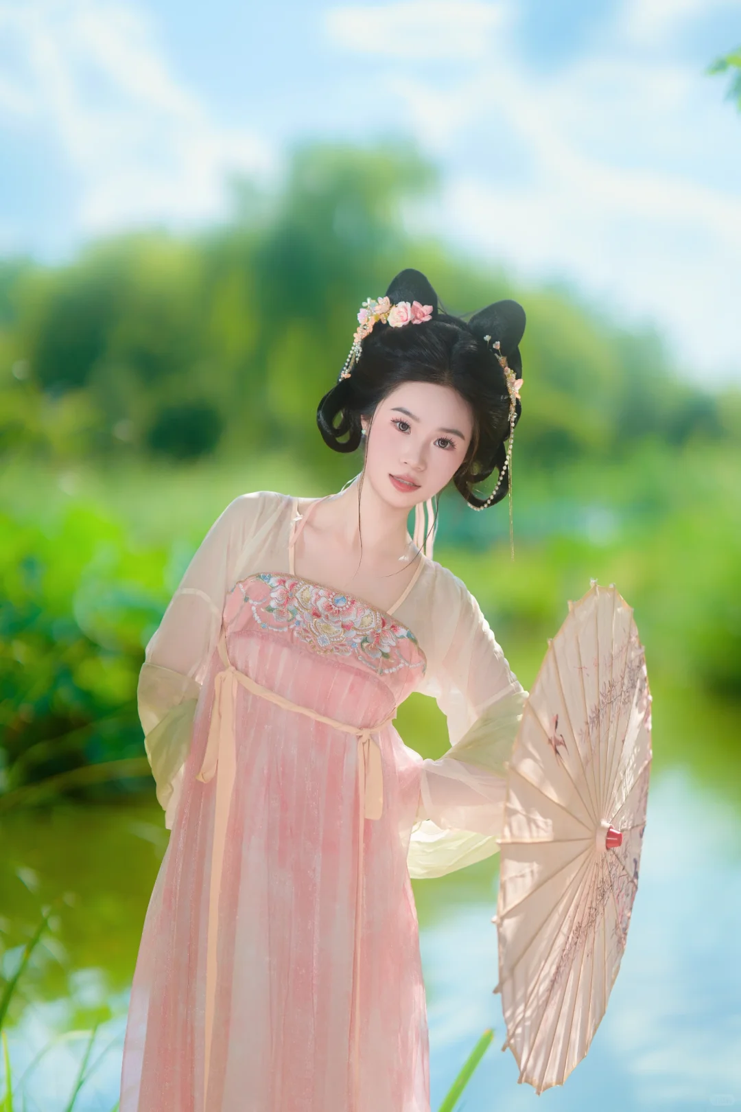 我见青山多妩媚 感君如山才可