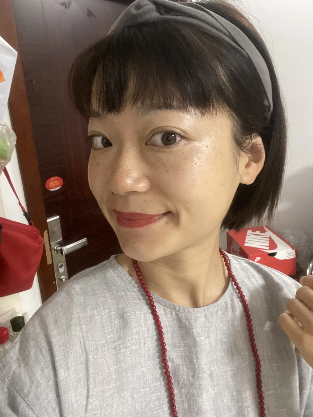话题题很诱人 中年老少女