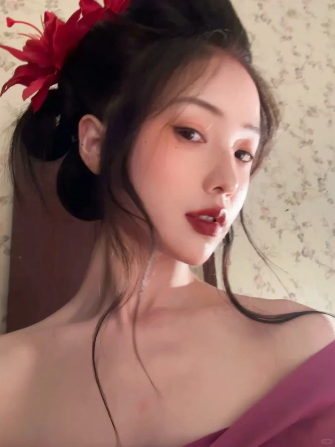 媚女.