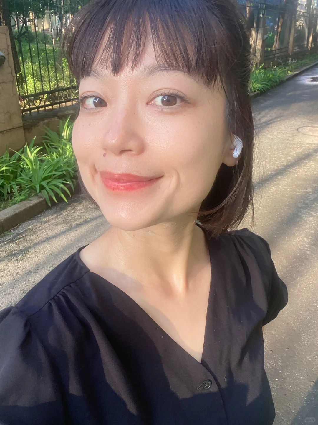 话题题很诱人 中年老少女