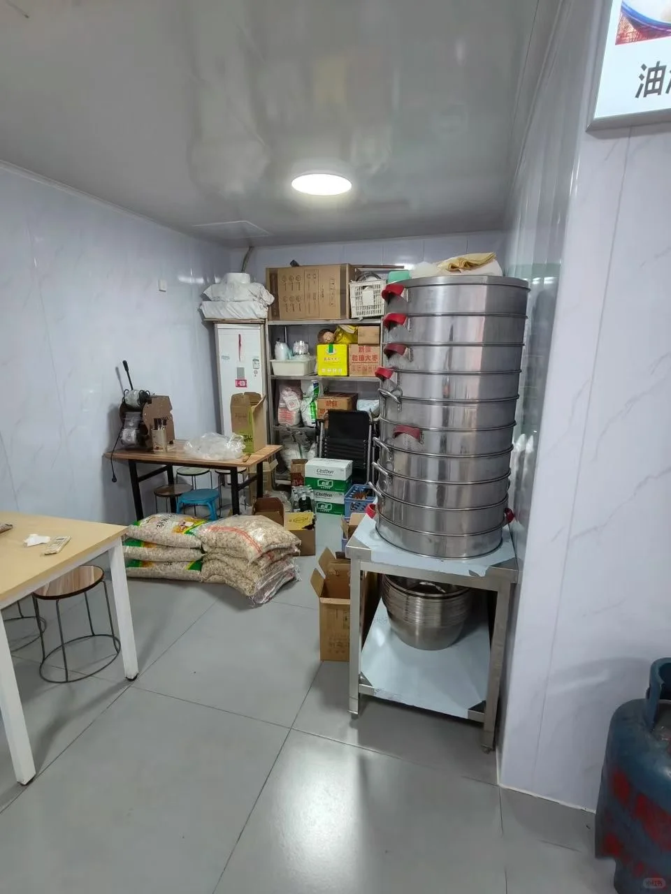 灞桥区唐都医院门口的商铺转让了（行业不限）