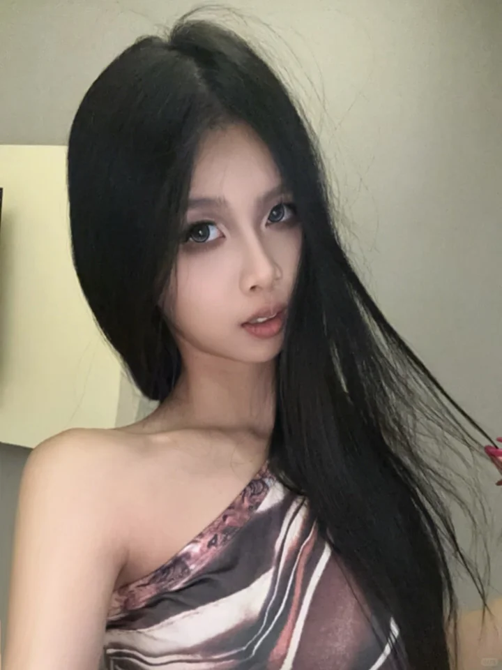 暗夜乌苏🎩谁懂黑长直的杀伤力