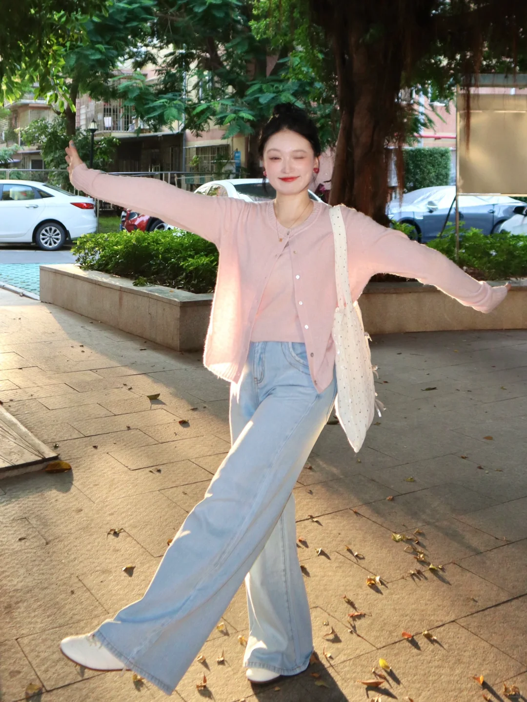 朋友说，你不用减肥啦，丰腴的美也挺耐看！🤣