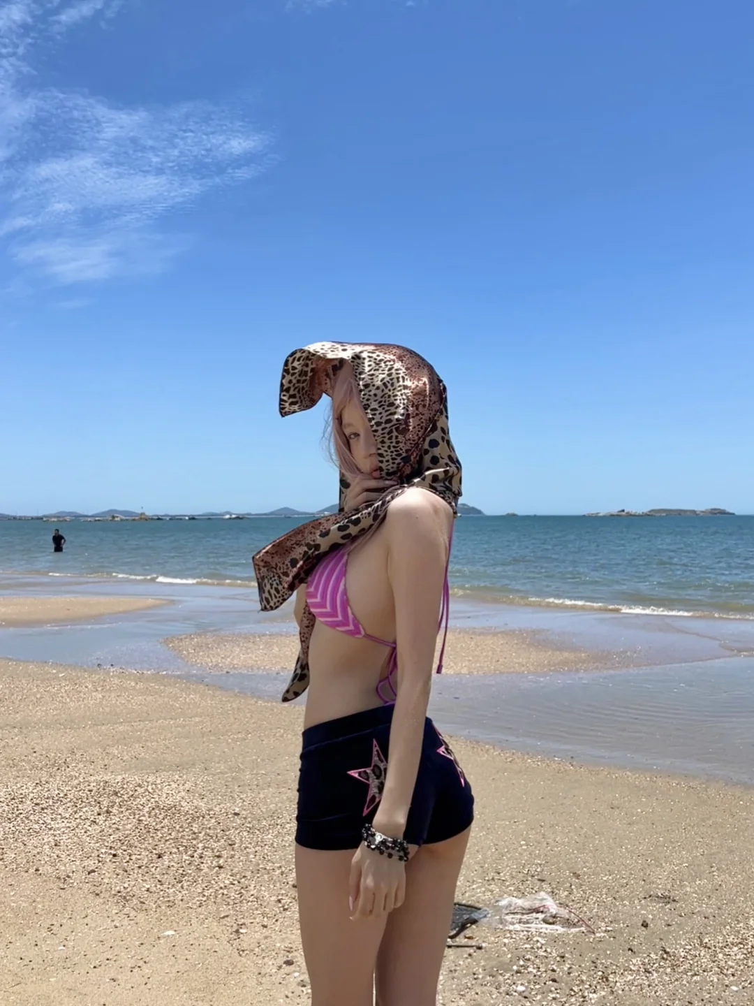 宝宝 你的背美的像贝壳🐚