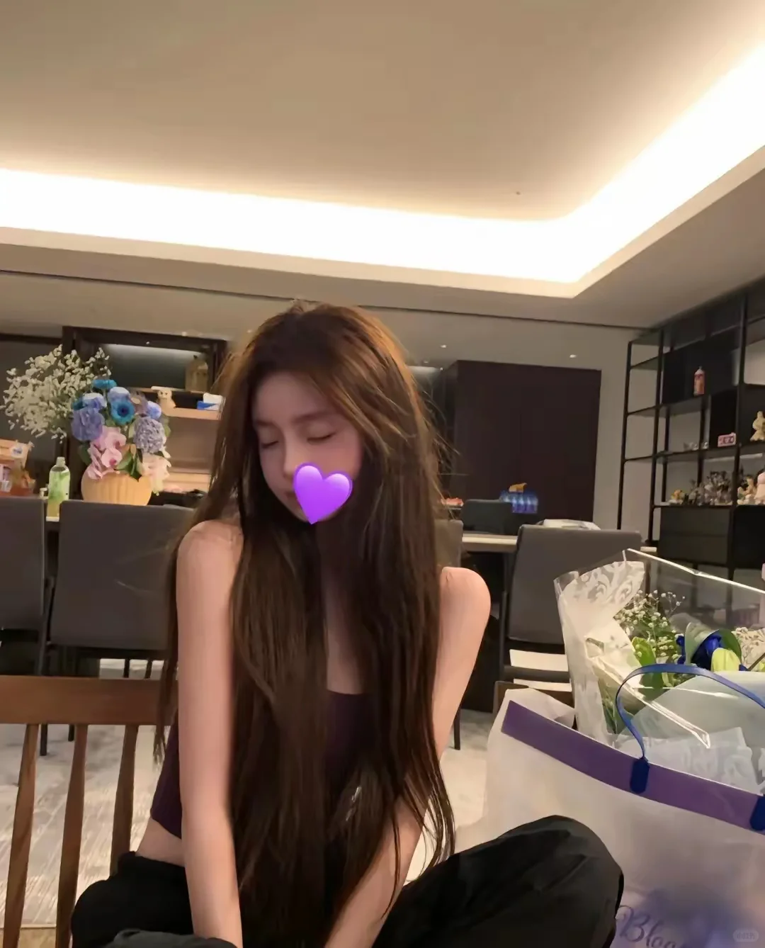 网红懒懒成功入住王思聪豪宅，晒照宣示主权