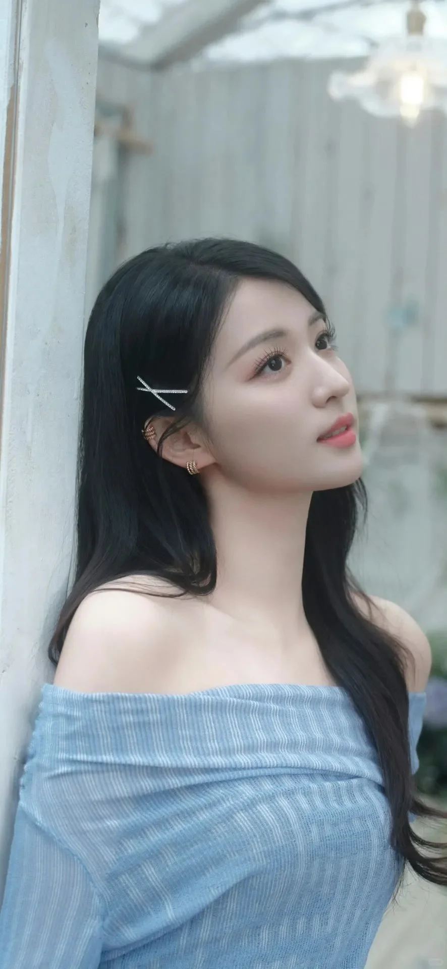 她是真的美！好温柔！
