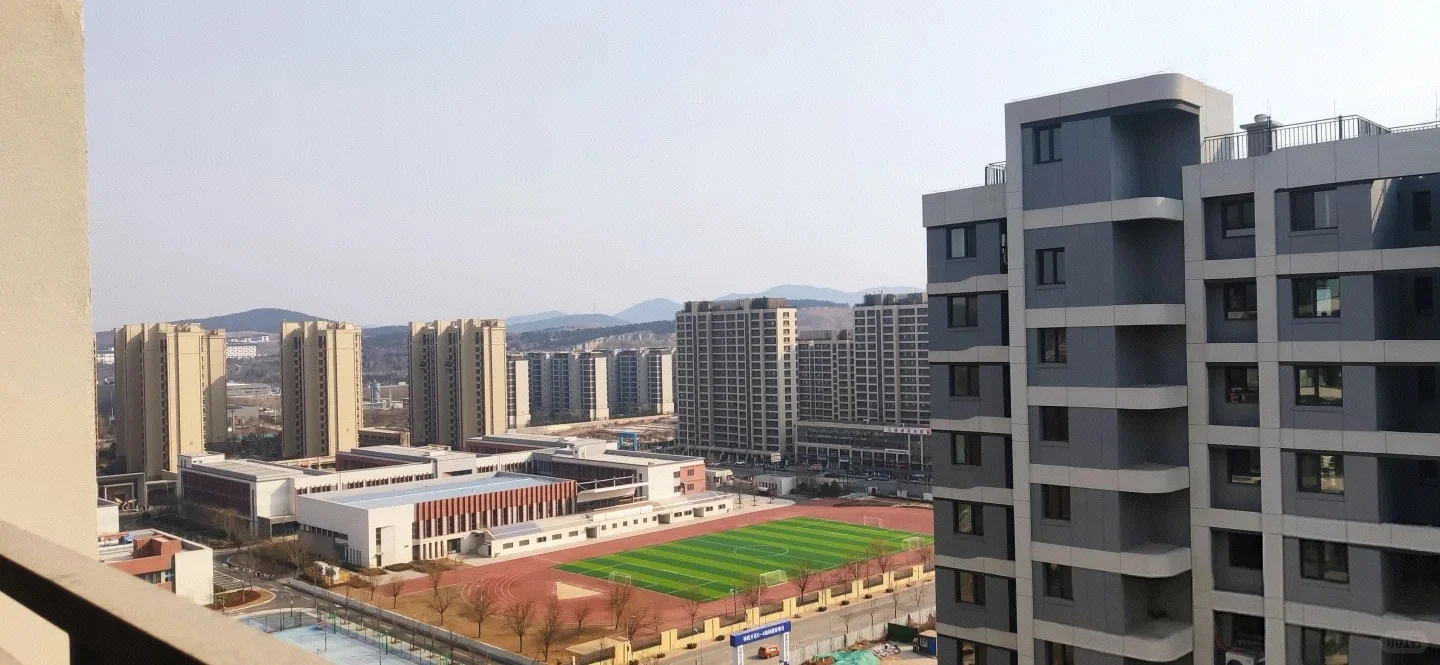诚心出售自家房子，准新房