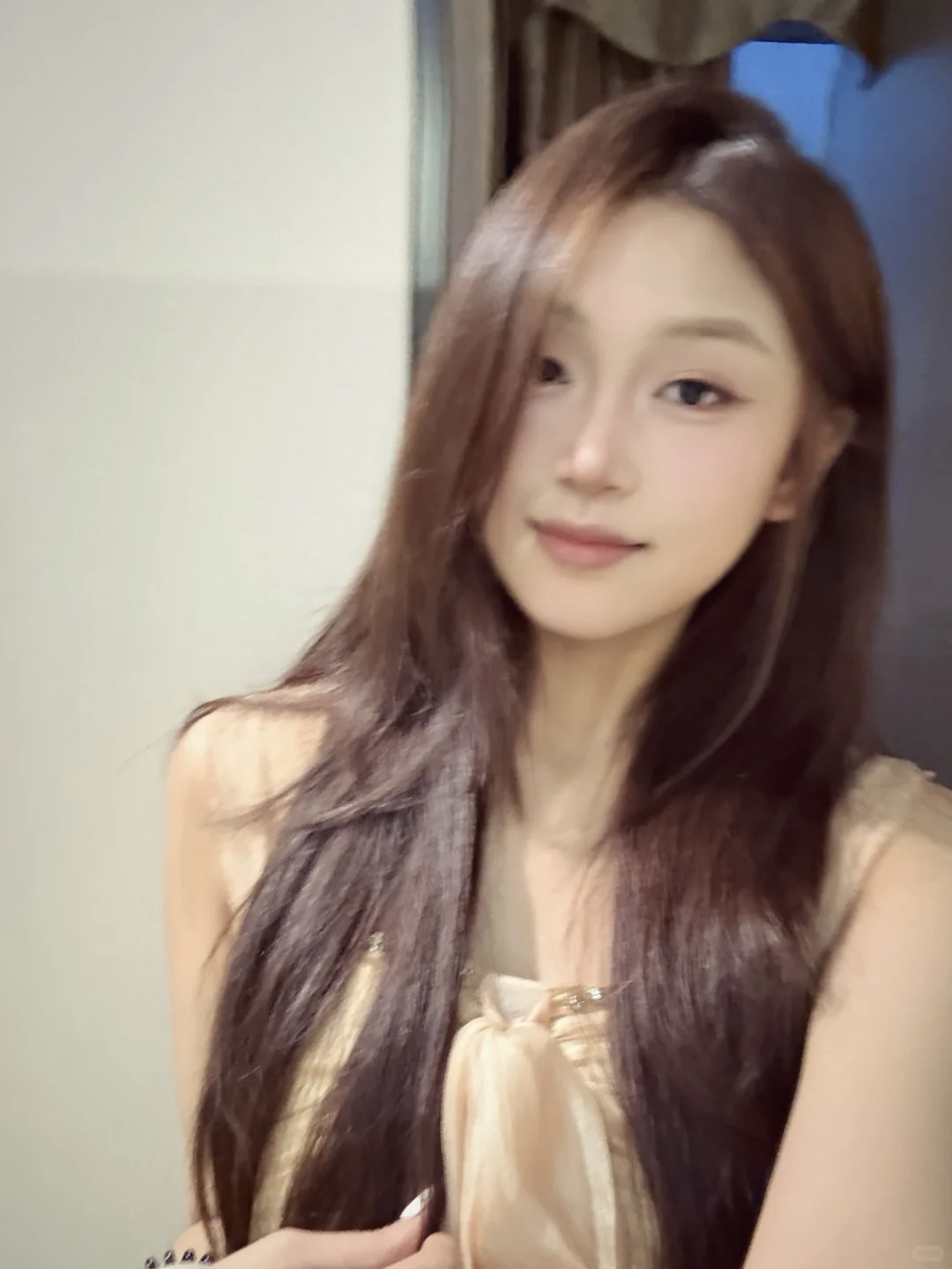 明媚的媚是妩媚的媚