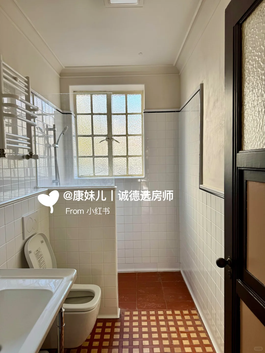 建设路📍房东出国急卖❗65w套二阳台房