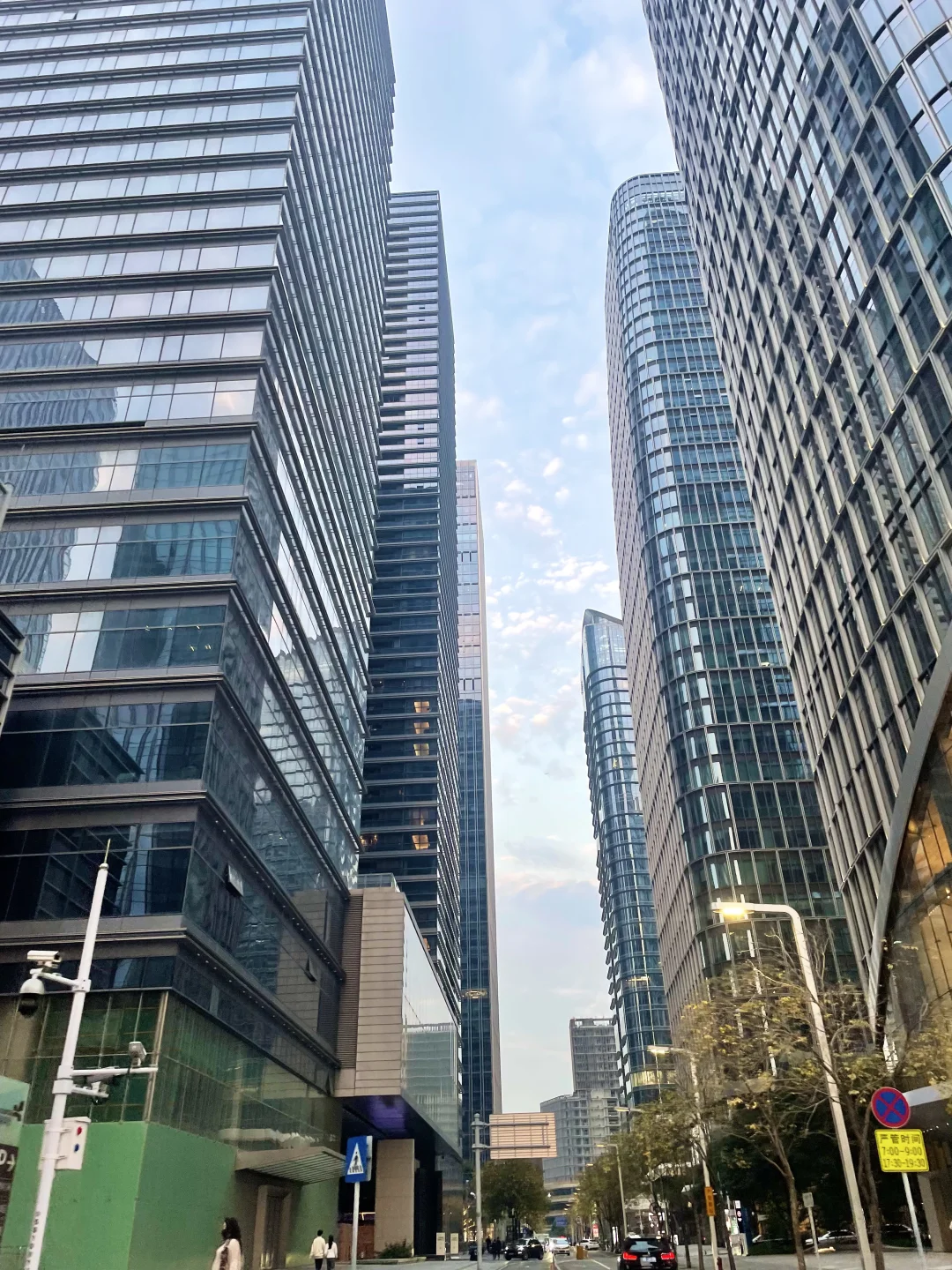 深圳前海，除了写字楼还有啥