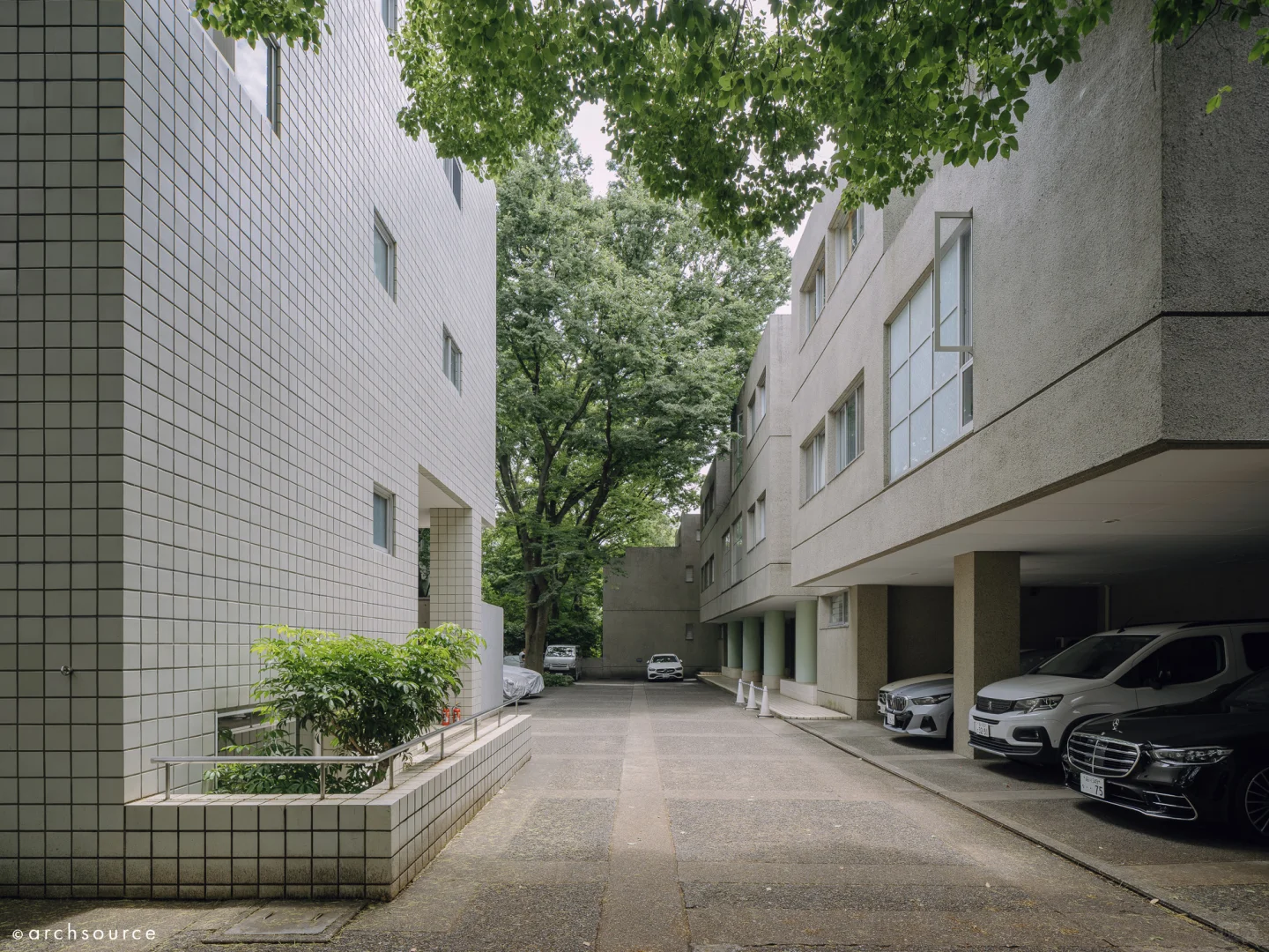 槙文彦设计的代官山集合住宅