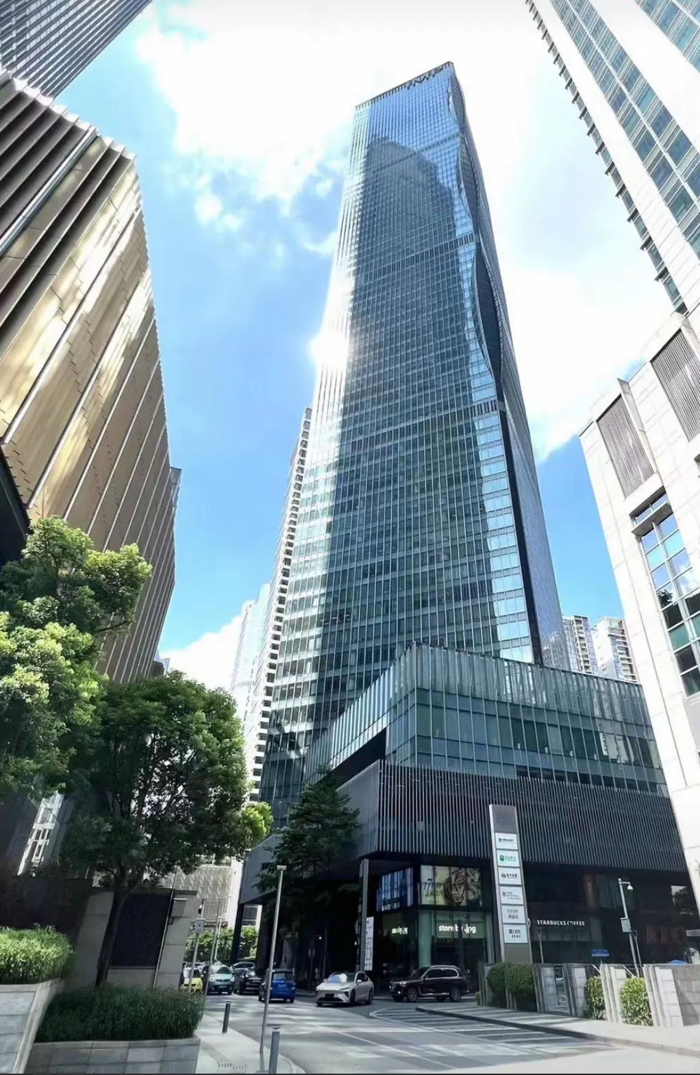 广州环球都会广场：珠城中轴的商务地标解析