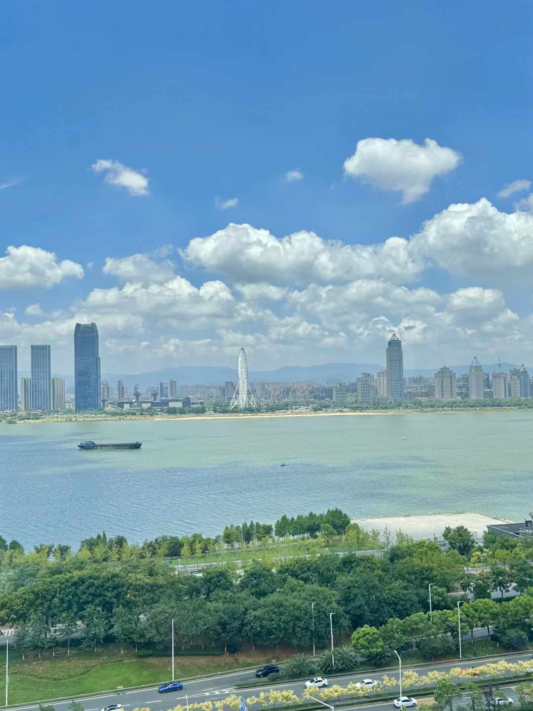 允许我骄傲一下，340万买到了漂亮的房子🏠